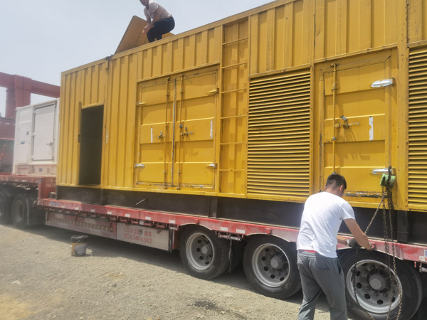 澄迈除了负载情况和发动机维护，还有哪些因素会影响 200kw 柴油发电机的油耗？